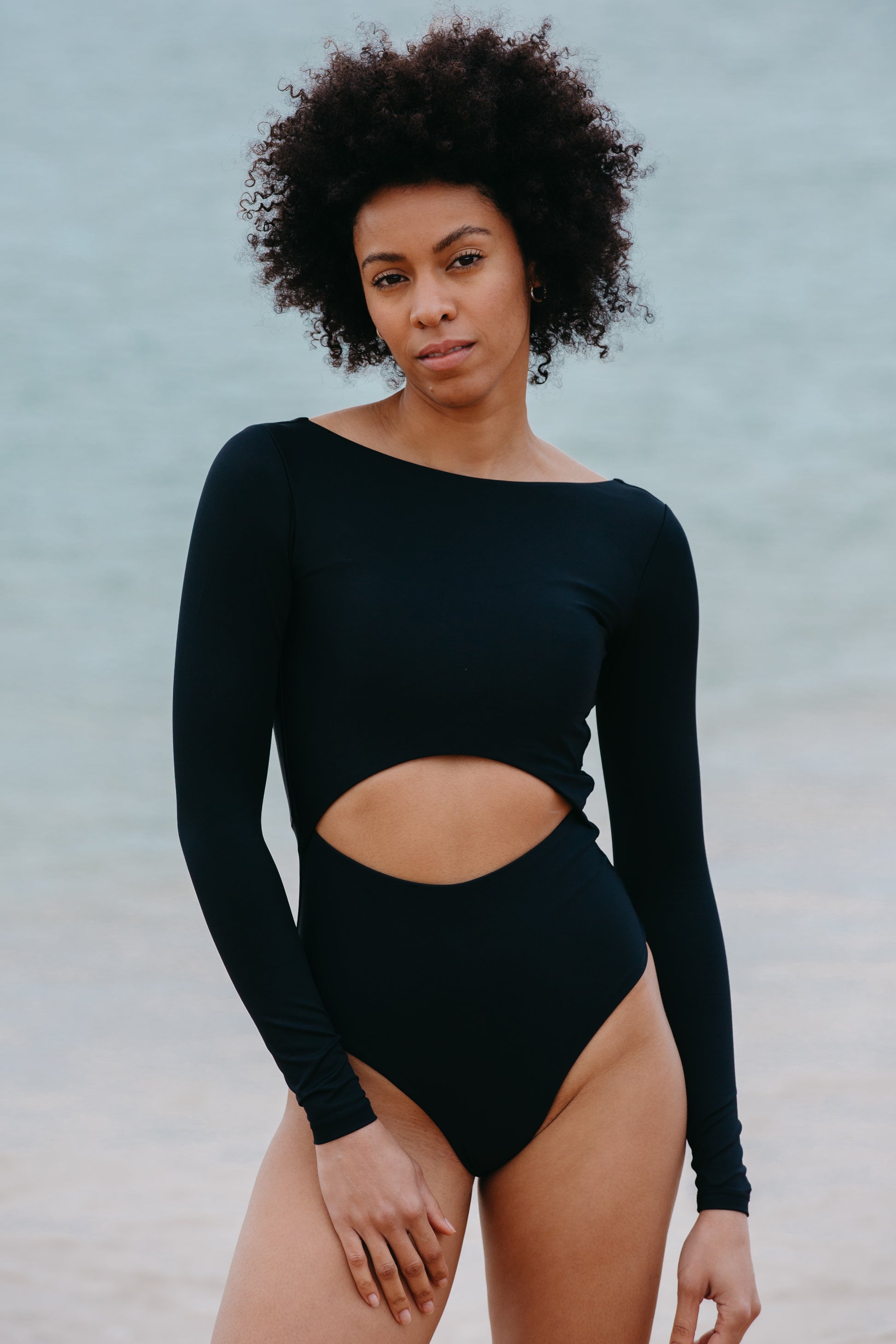 surfsuit one piece swimsuit cutout twist long sleeves black